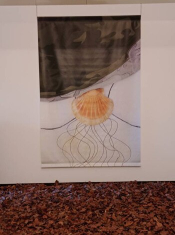 Installation artistique - Artemis et Paul Armand Gette - expo contemporaine Cairn 2020