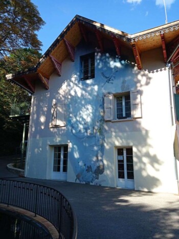 Façade de la maison des Remparts - Alpes de haute provence 2020